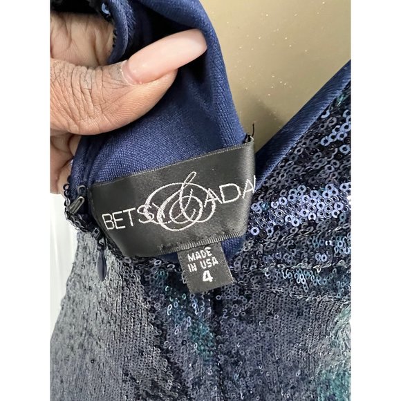 Women's Betsey & Adam Navy Blue Evening Sequin Gown ( 4 ) - Picture 10 of 10